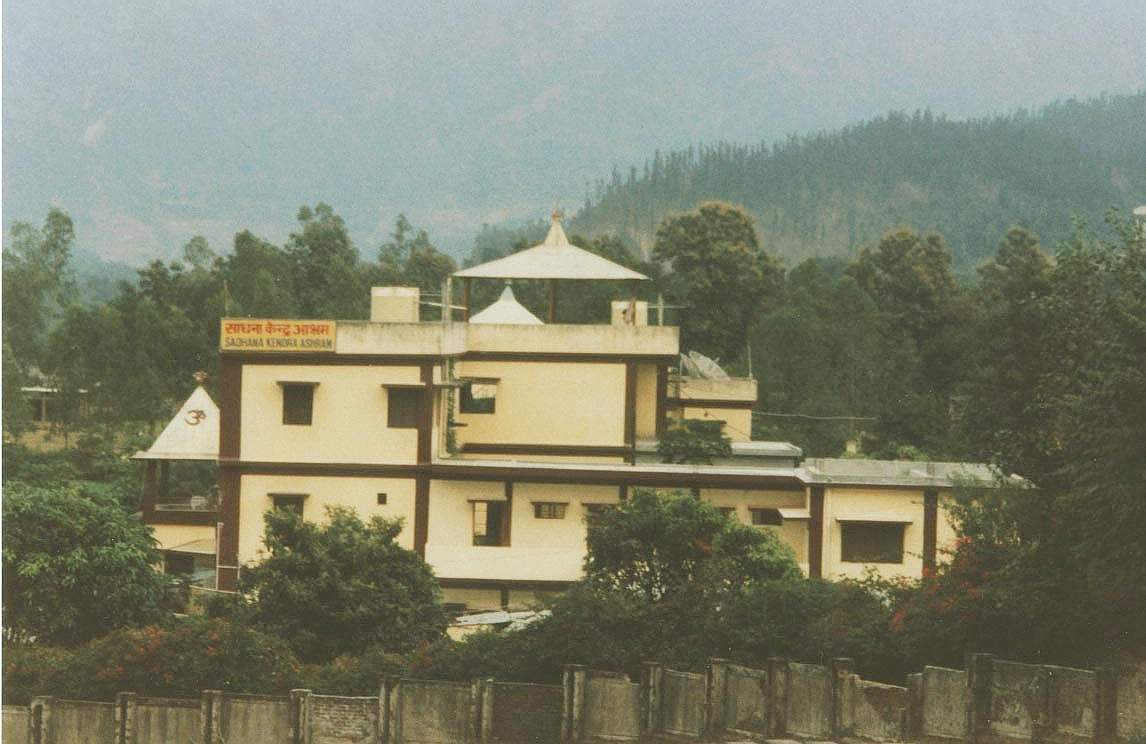 chadana kendra ashram.jpg